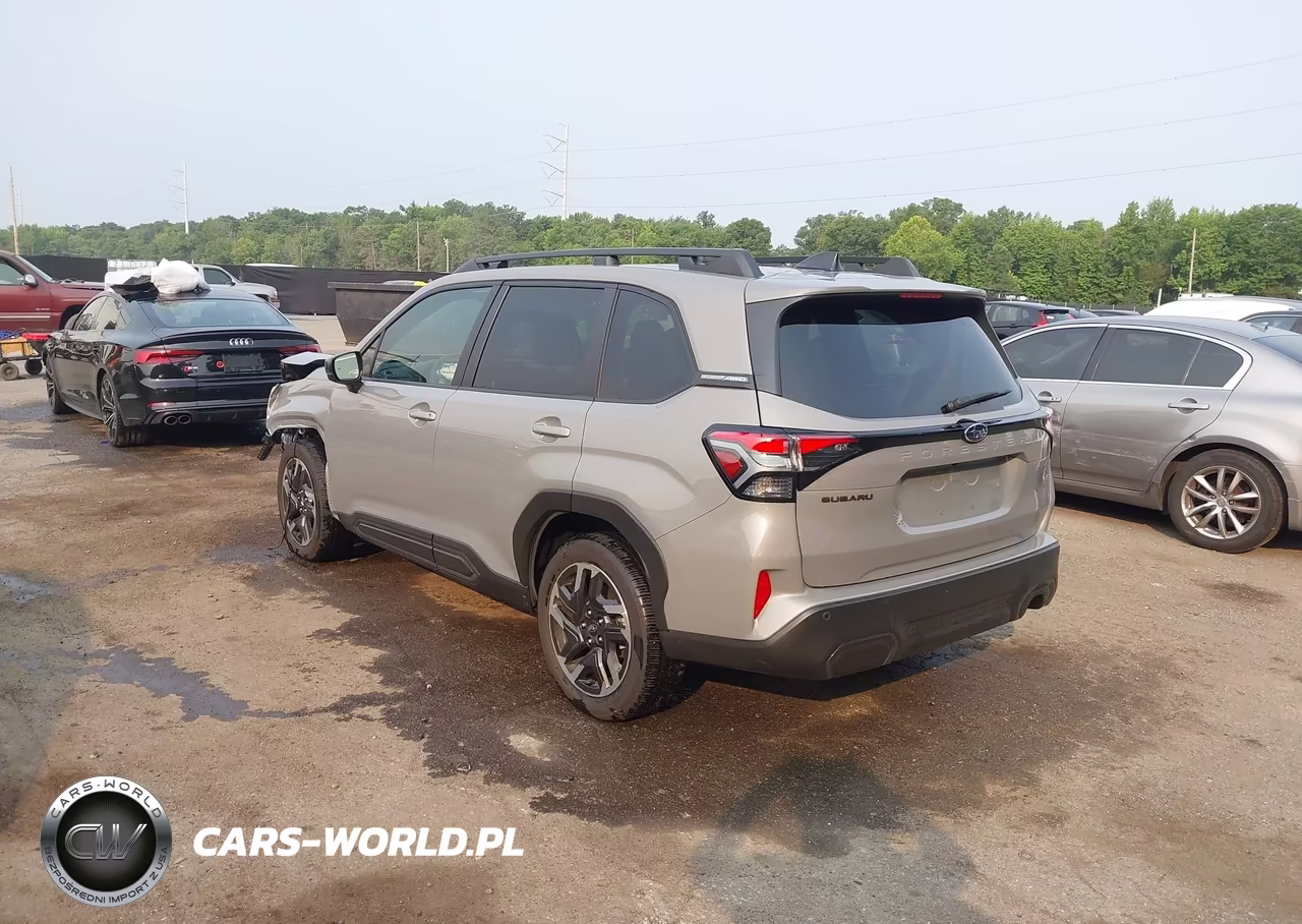 2025 Subaru Forester Limited VIN:JF2SLDRC0SH602052 - 3