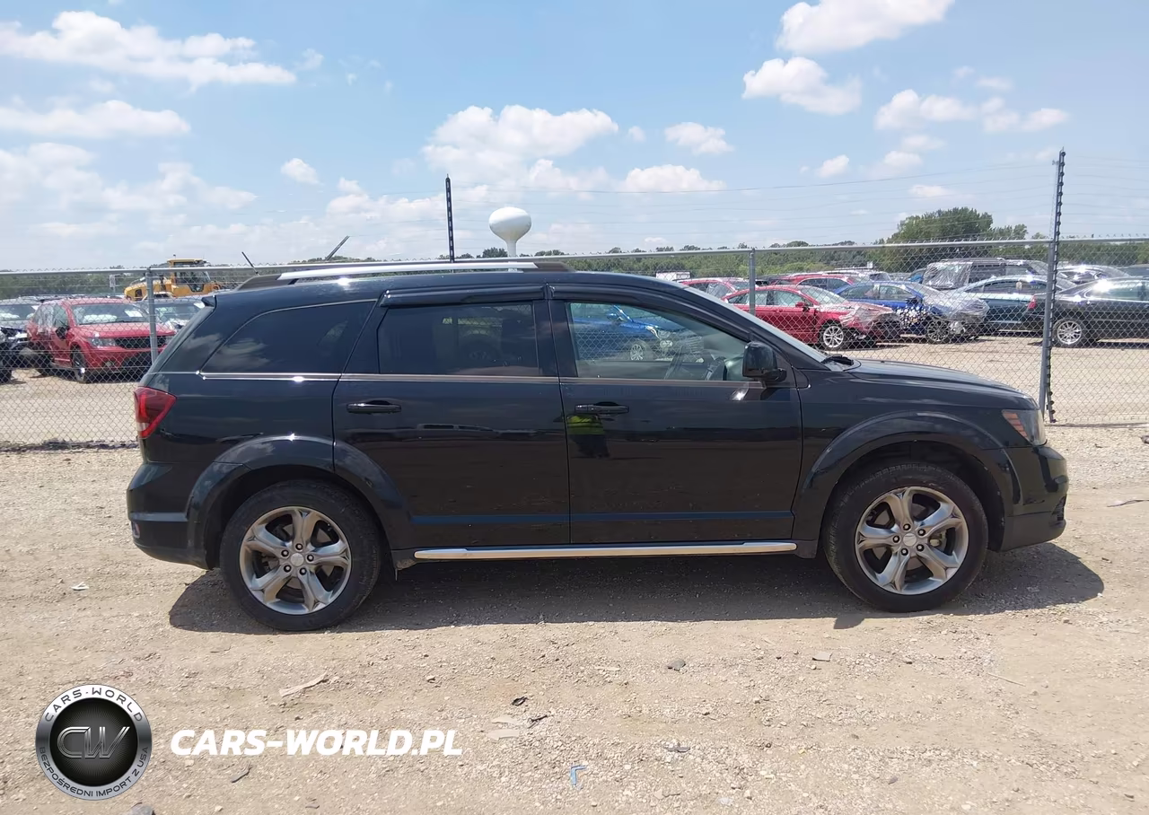 2016 Dodge Journey Crossroad Plus VIN:3C4PDCGB6GT142443 - 14
