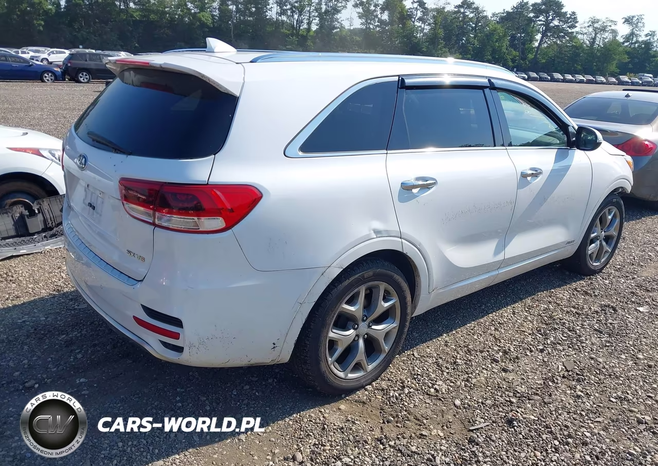 2018 Kia Sorento 3.3L Sx VIN:5XYPKDA55JG384721 - 4