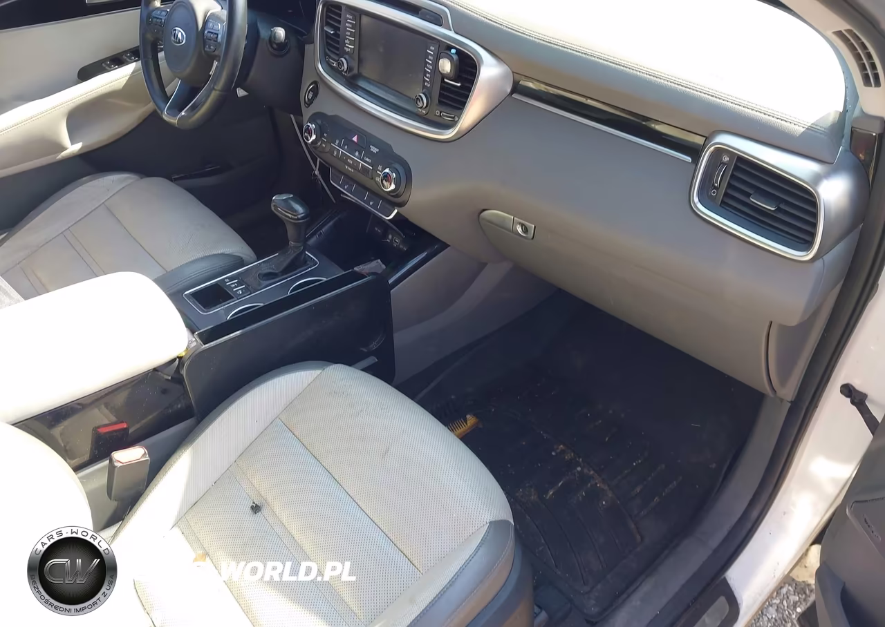 2018 Kia Sorento 3.3L Sx VIN:5XYPKDA55JG384721 - 5