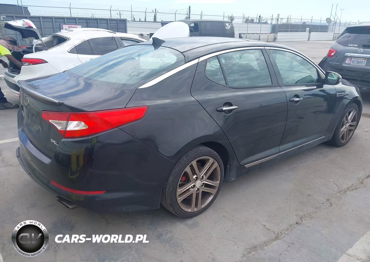 2013 Kia Optima Sx VIN:5XXGR4A66DG205339 - 4