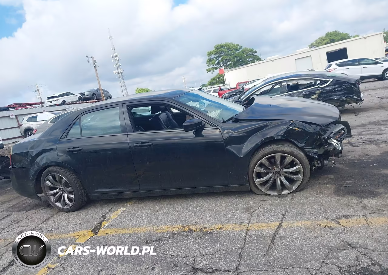 2014 Chrysler 300 300S VIN:2C3CCABG4EH221810 - 13