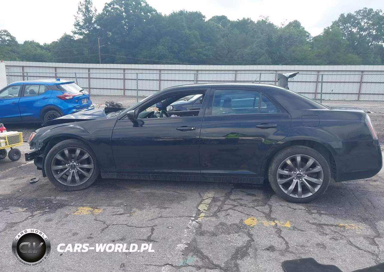2014 Chrysler 300 300S VIN:2C3CCABG4EH221810 - 14