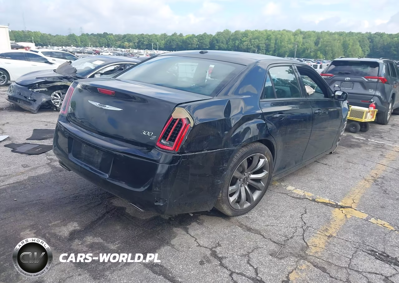 2014 Chrysler 300 300S VIN:2C3CCABG4EH221810 - 4