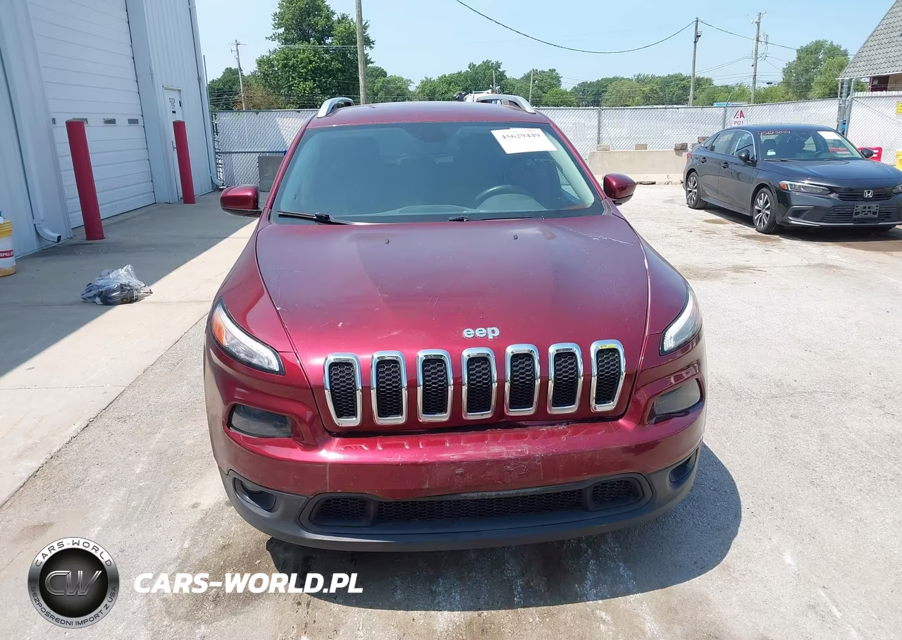 2018 Jeep Cherokee Latitude Fwd VIN:1C4PJLCB0JD616141 - 13