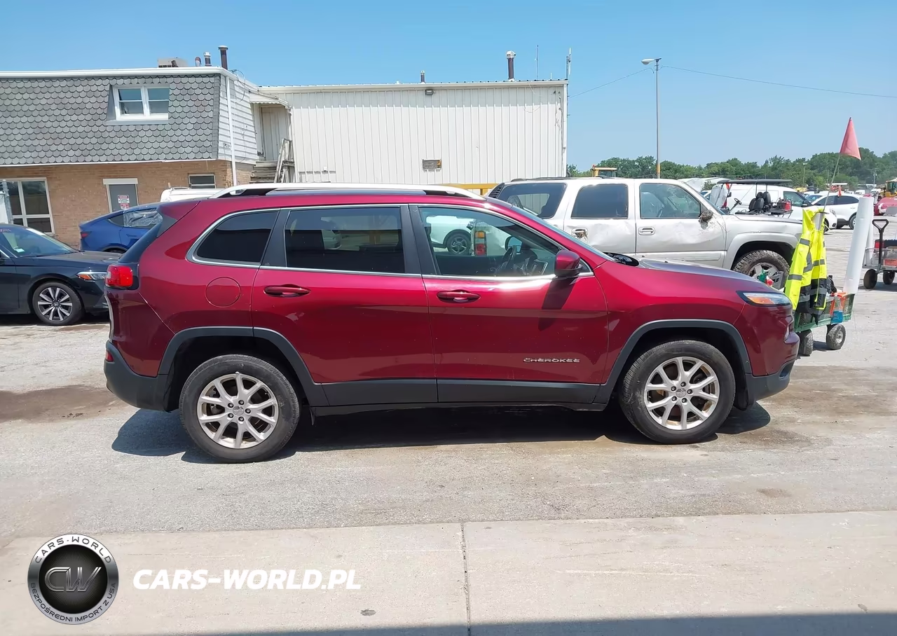 2018 Jeep Cherokee Latitude Fwd VIN:1C4PJLCB0JD616141 - 14