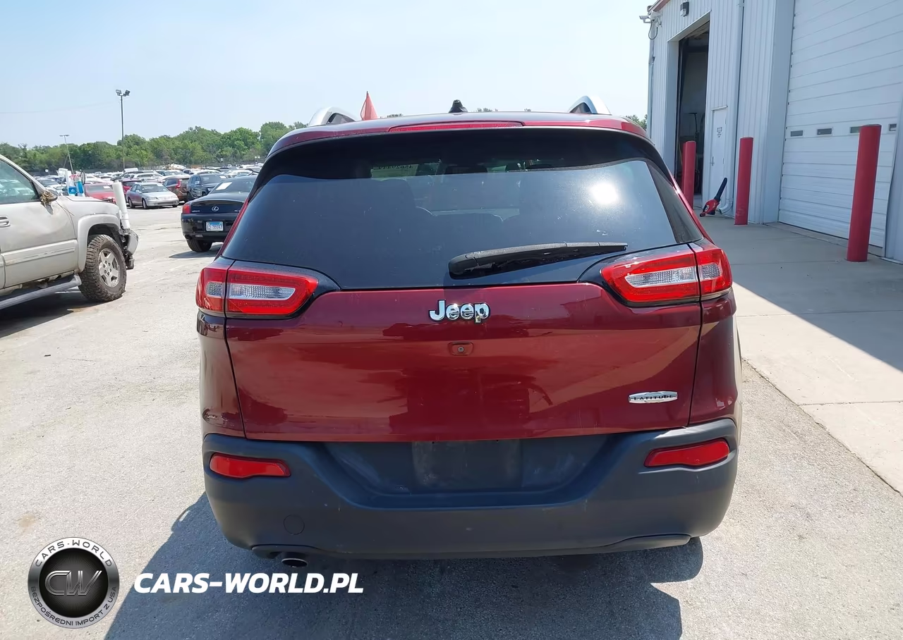 2018 Jeep Cherokee Latitude Fwd VIN:1C4PJLCB0JD616141 - 17