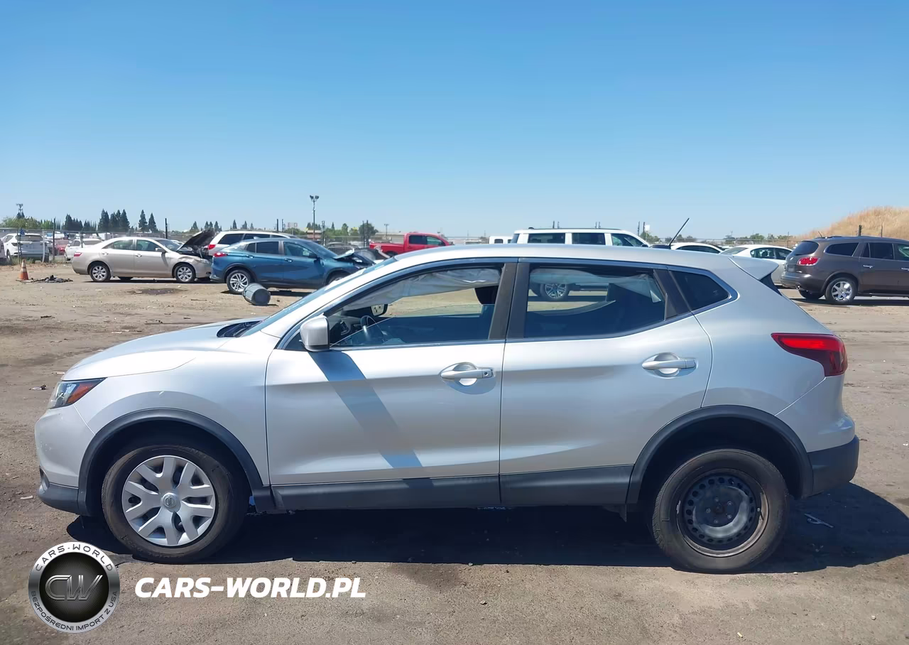 2018 Nissan Rogue Sport S VIN:JN1BJ1CR2JW281080 - 14
