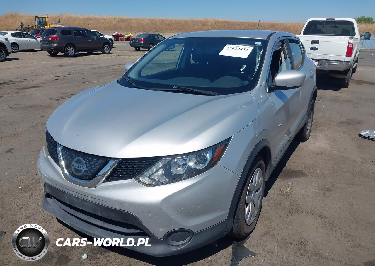 2018 Nissan Rogue Sport S VIN:JN1BJ1CR2JW281080 - 2
