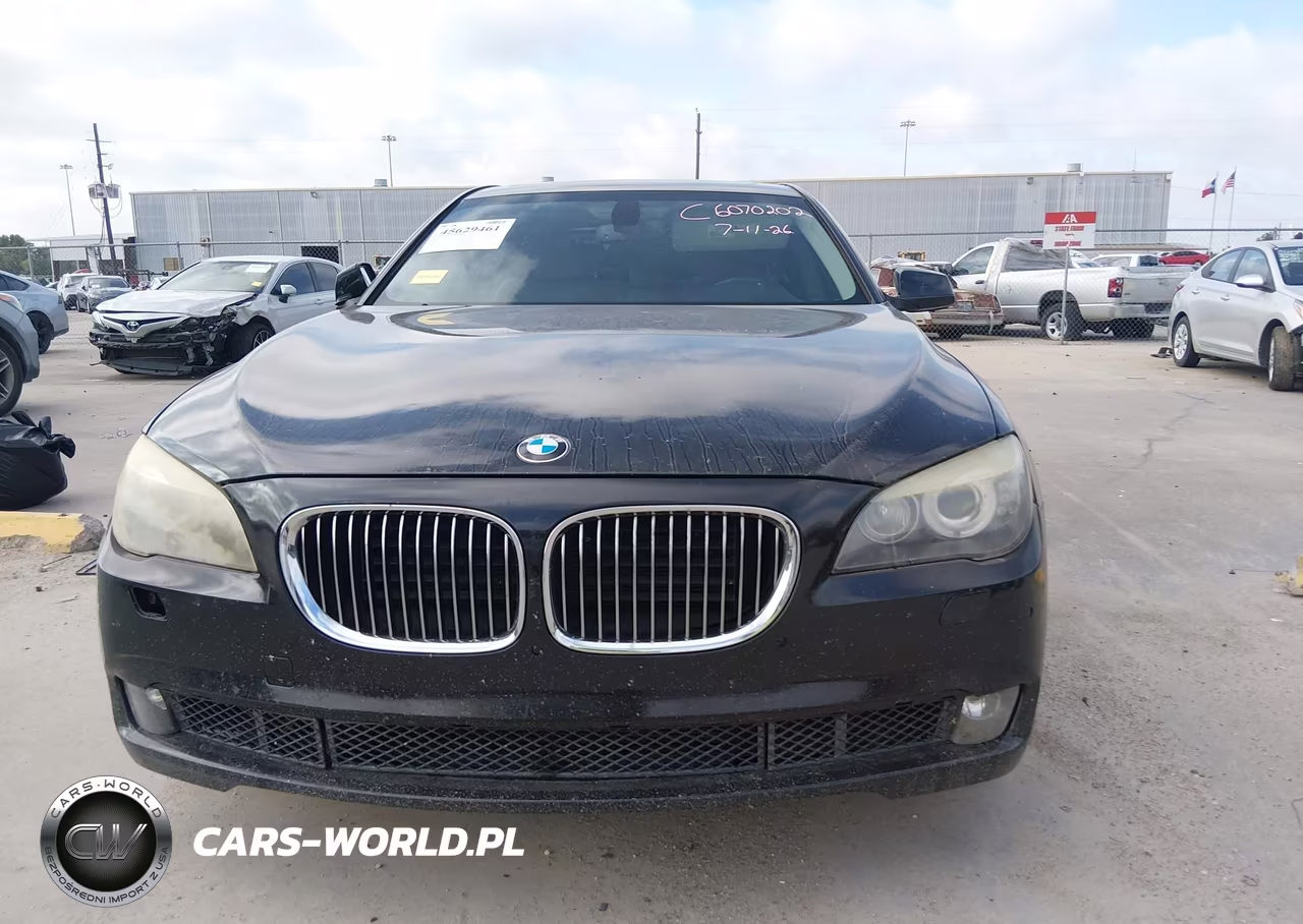 2012 BMW 740I VIN:WBAKA4C58CDS99297 - 12