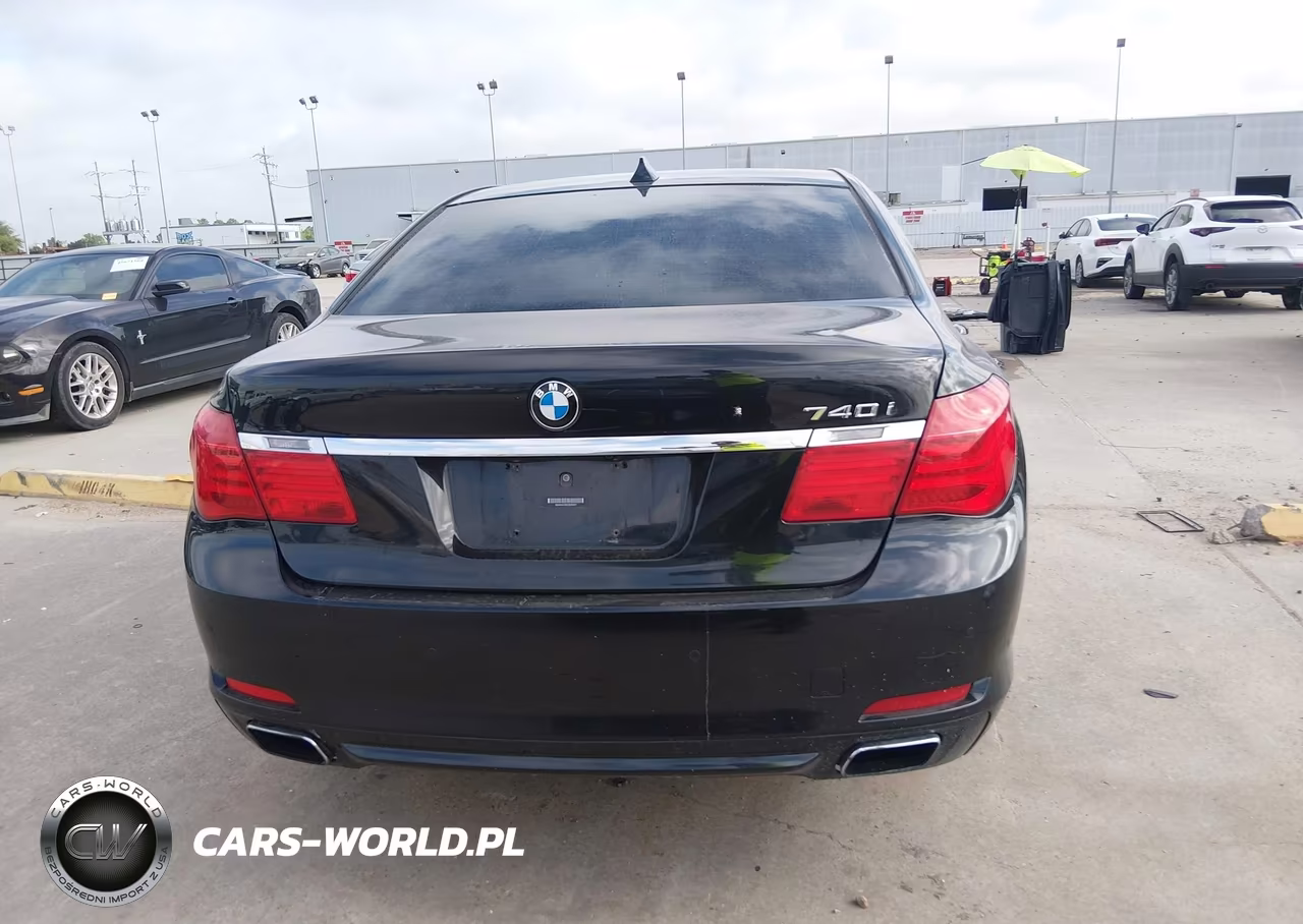 2012 BMW 740I VIN:WBAKA4C58CDS99297 - 16