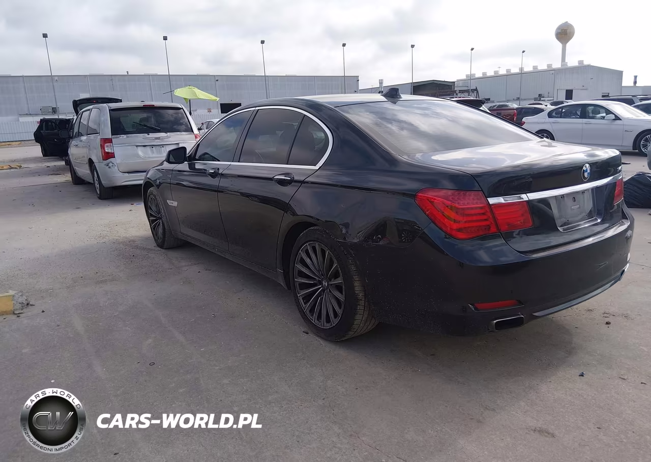 2012 BMW 740I VIN:WBAKA4C58CDS99297 - 3