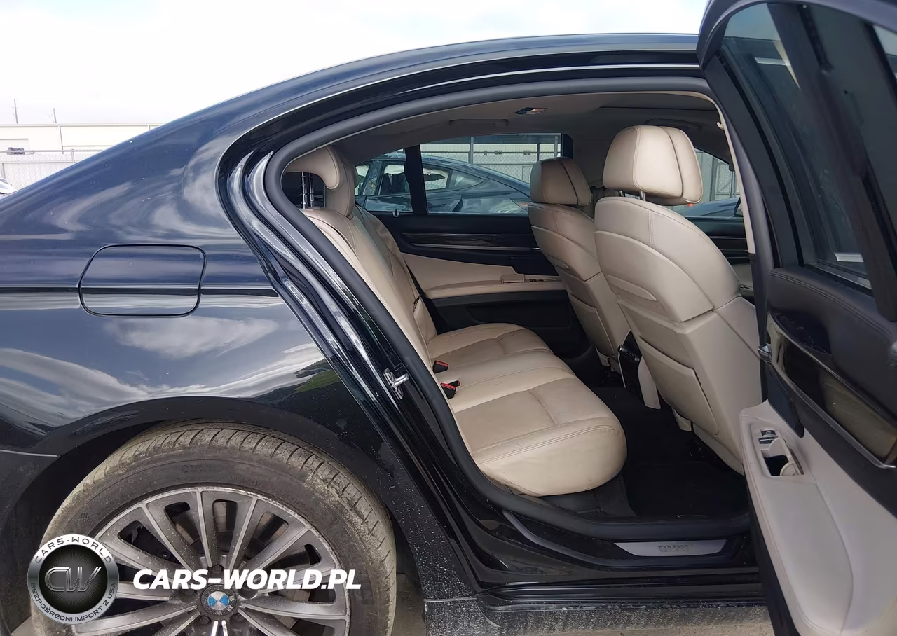 2012 BMW 740I VIN:WBAKA4C58CDS99297 - 8