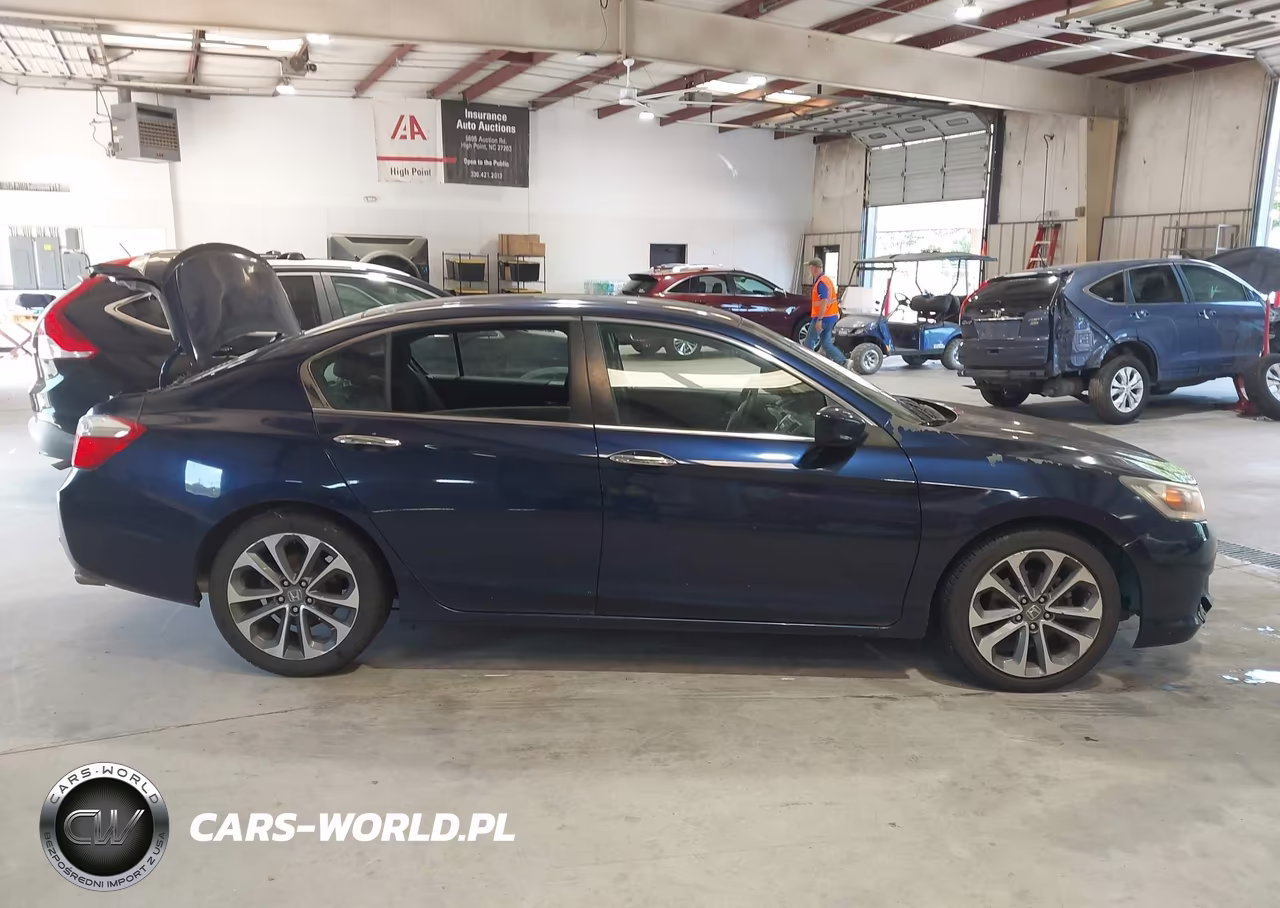 2015 Honda Accord Sport VIN:1HGCR2F53FA134295 - 13