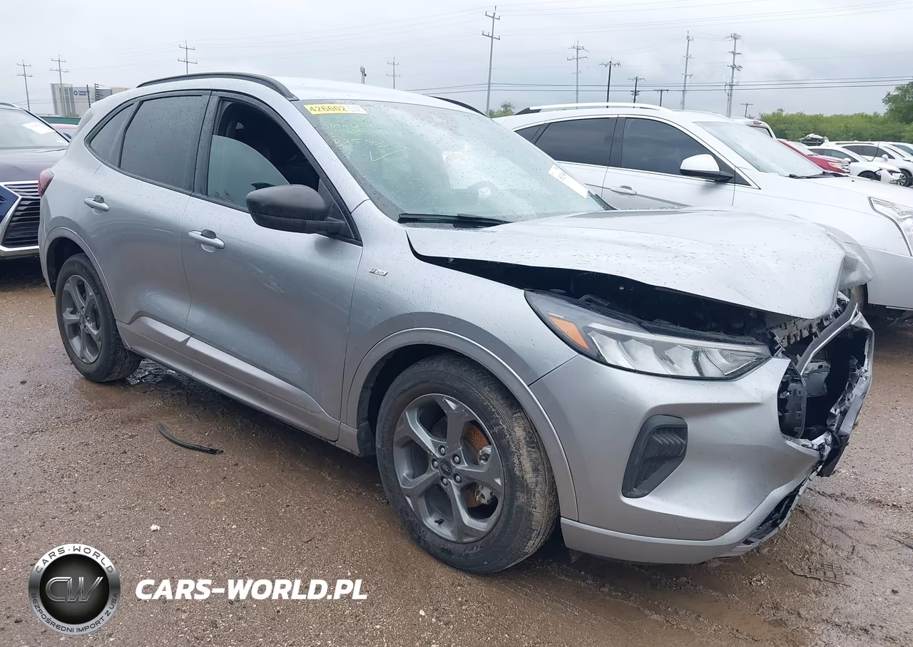 2023 Ford Escape St-Line