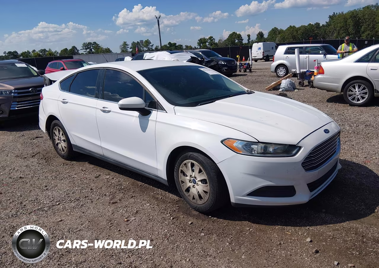 2013 Ford Fusion S