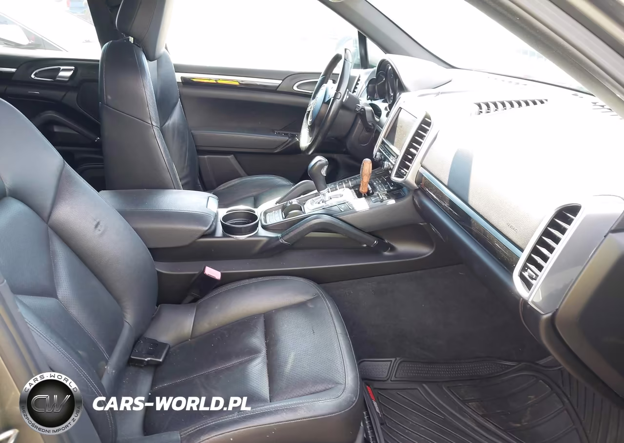 2011 Porsche Cayenne S VIN:WP1AB2A23BLA44066 - 5