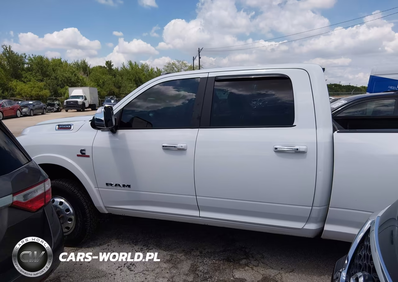 2020 Ram 3500 Laramie VIN:3C63RRJL4LG295028 - 14