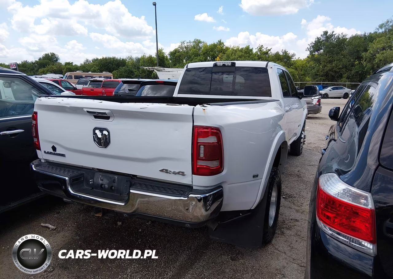 2020 Ram 3500 Laramie VIN:3C63RRJL4LG295028 - 4