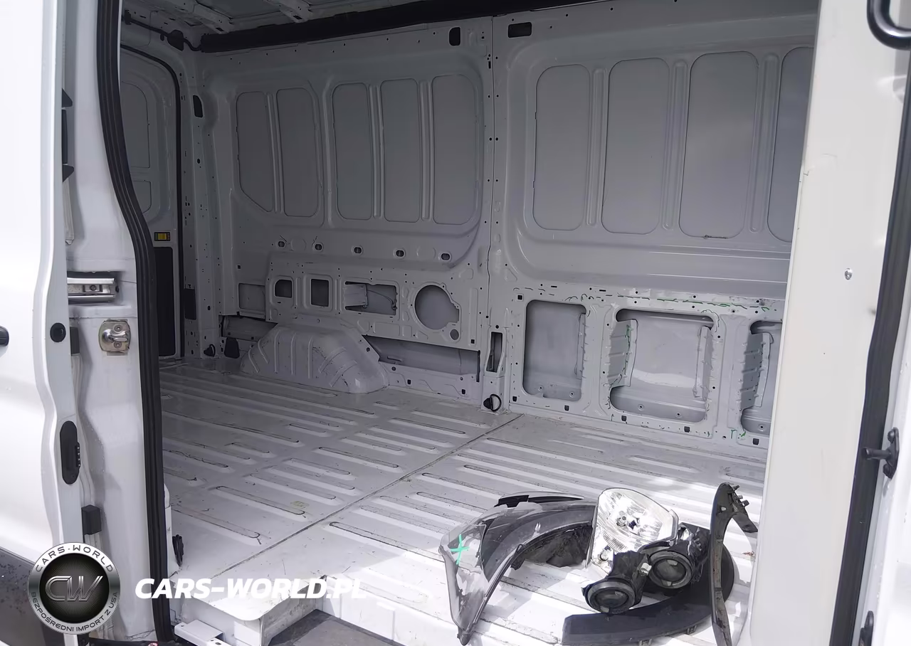 2025 Ford Transit-250 VIN:1FTBR1C80SKB03206 - 8