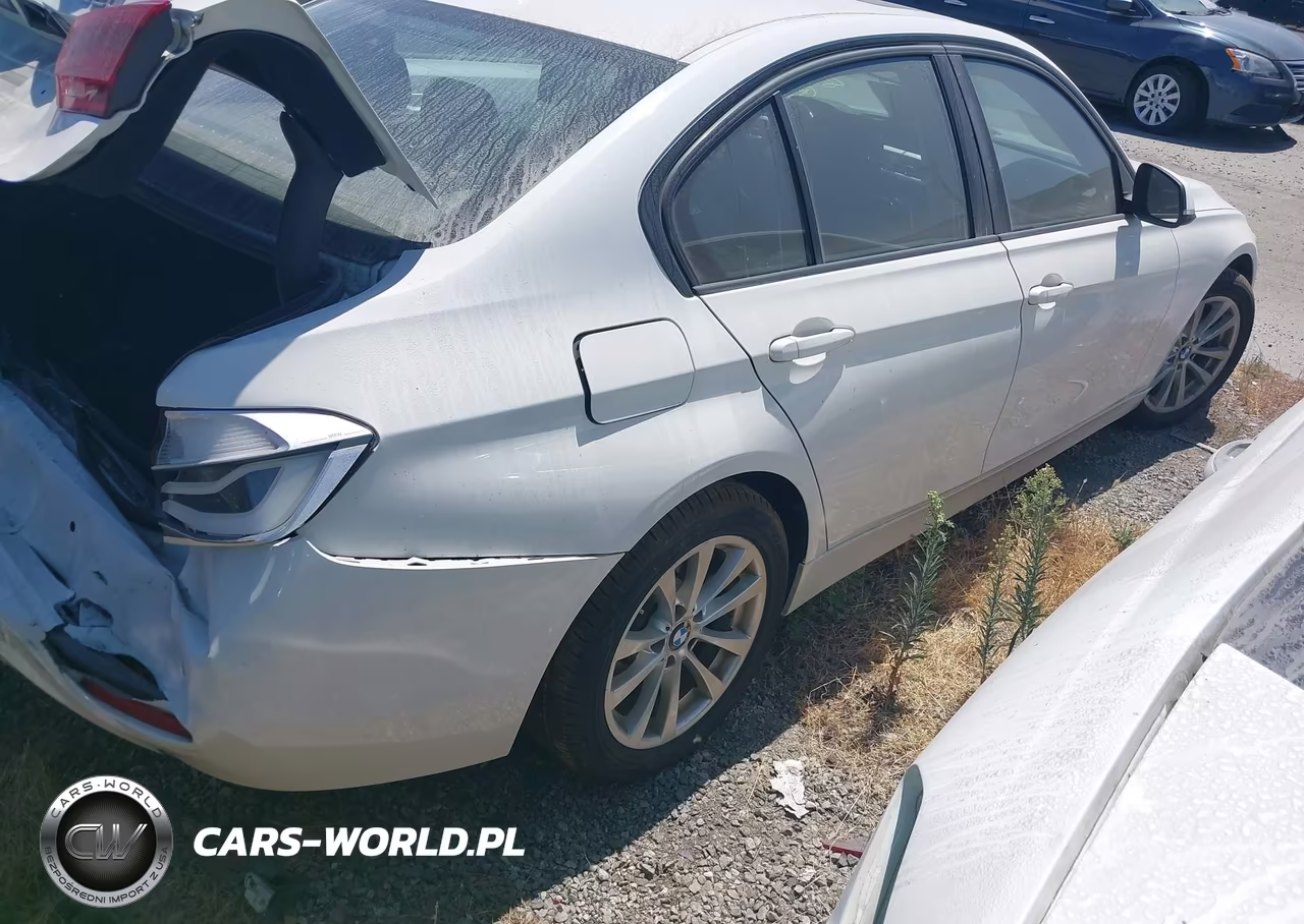 2016 BMW 320I xDrive VIN:WBA8E5G55GNU20284 - 4