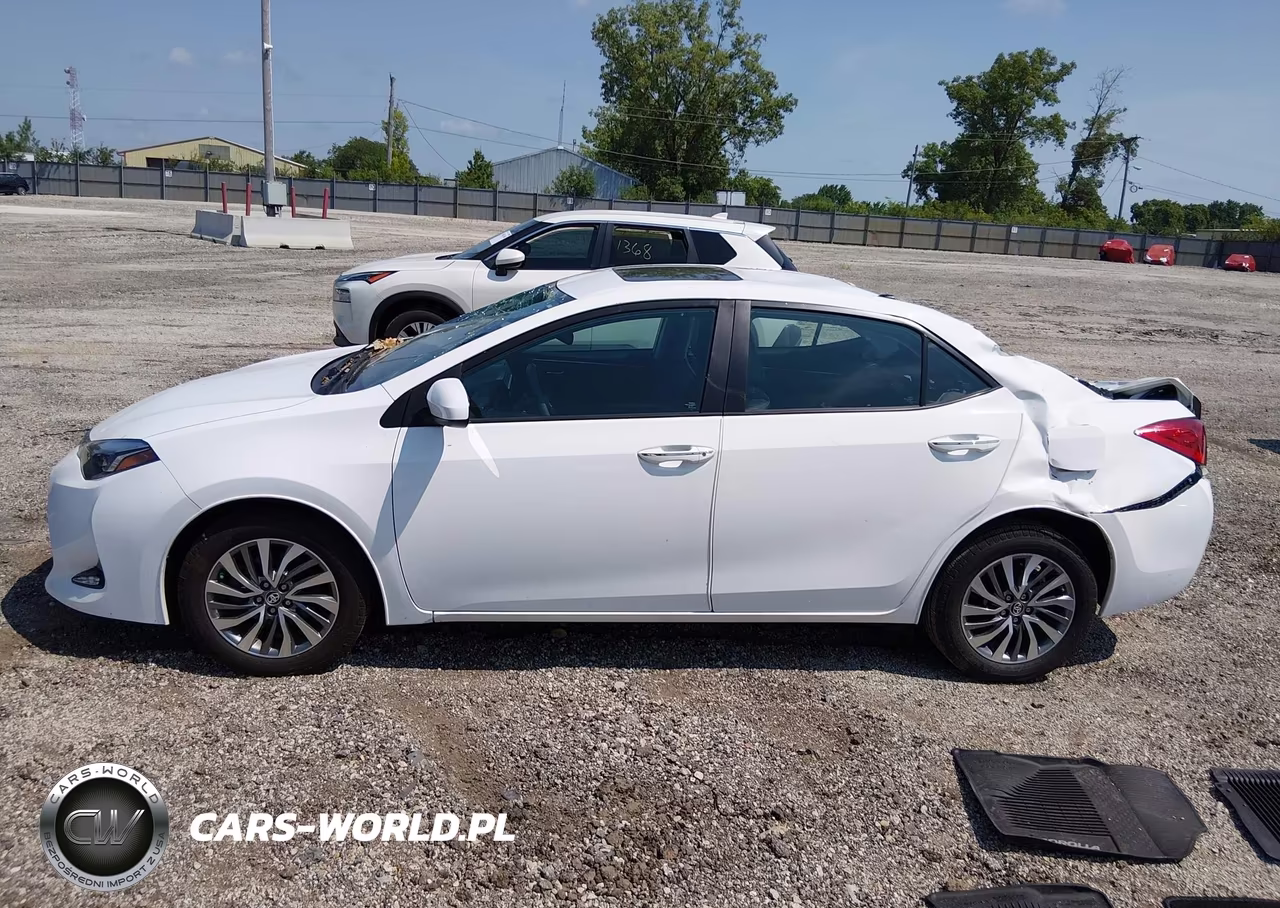 2017 Toyota Corolla Xle VIN:2T1BURHE8HC822600 - 14