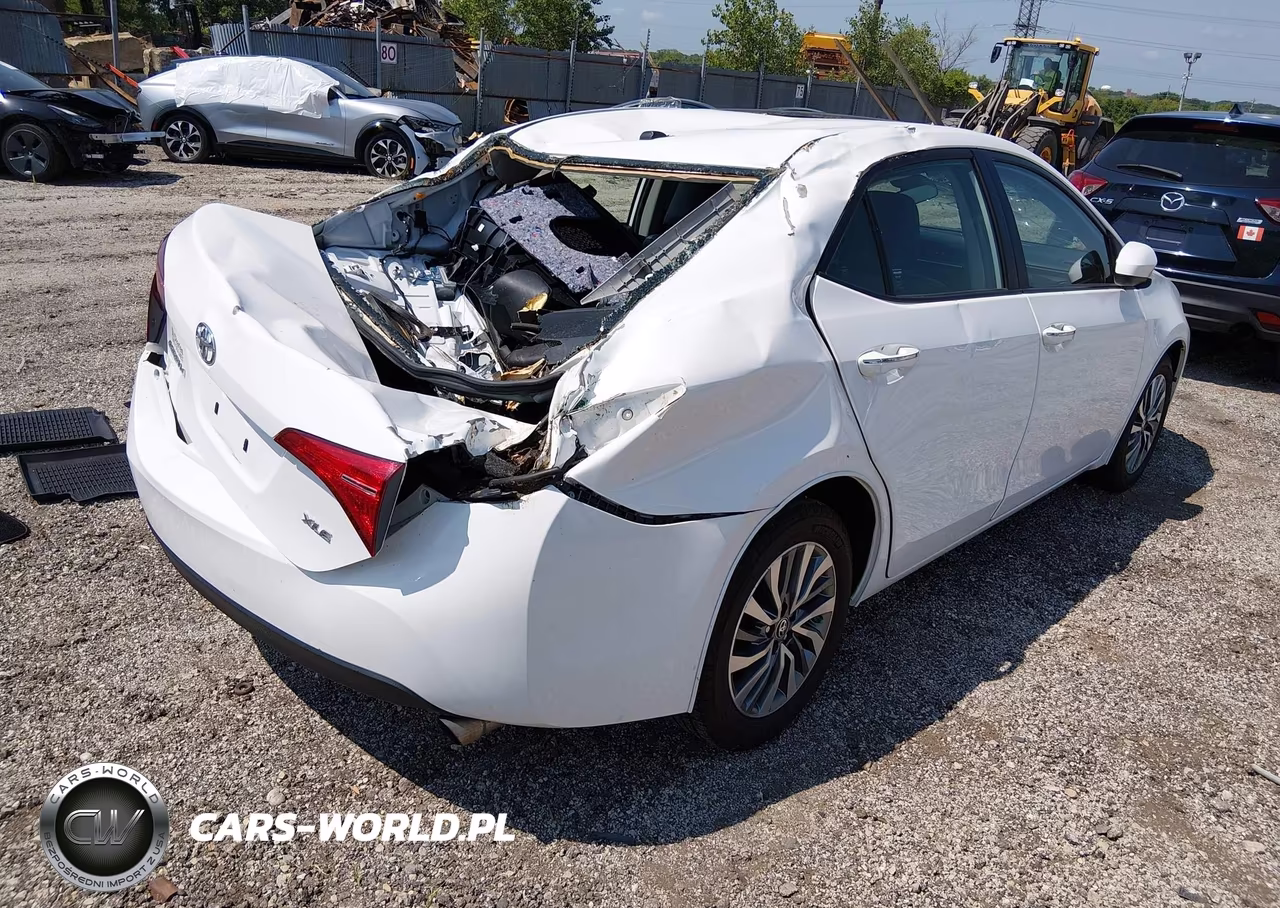 2017 Toyota Corolla Xle VIN:2T1BURHE8HC822600 - 4
