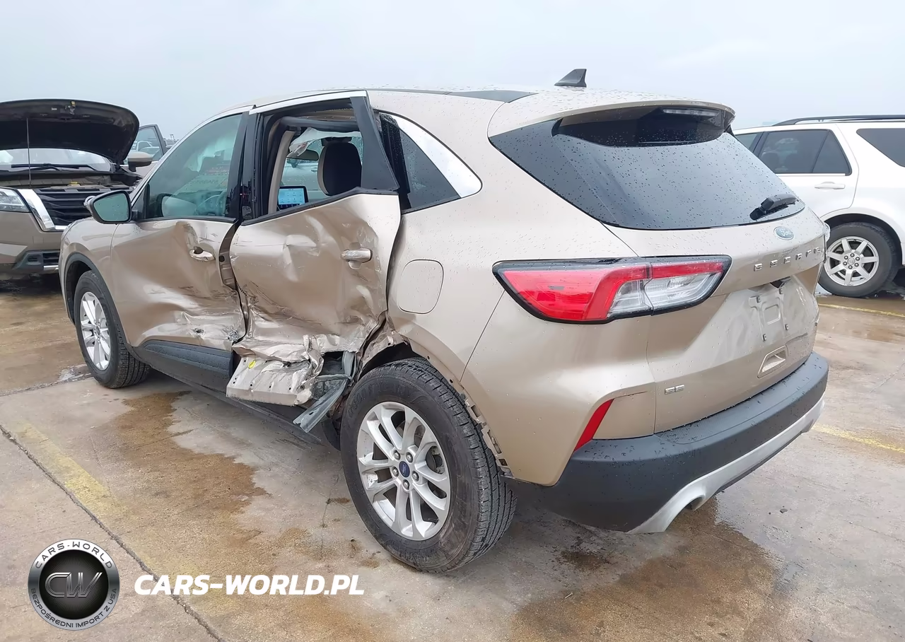 2020 Ford Escape Se VIN:1FMCU0G63LUC36887 - 3