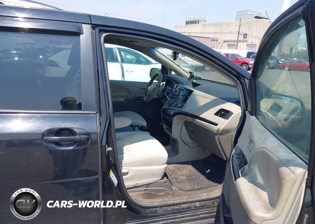 2011 Toyota Sienna Le V6 VIN:5TDKK3DC9BS161858 - 5