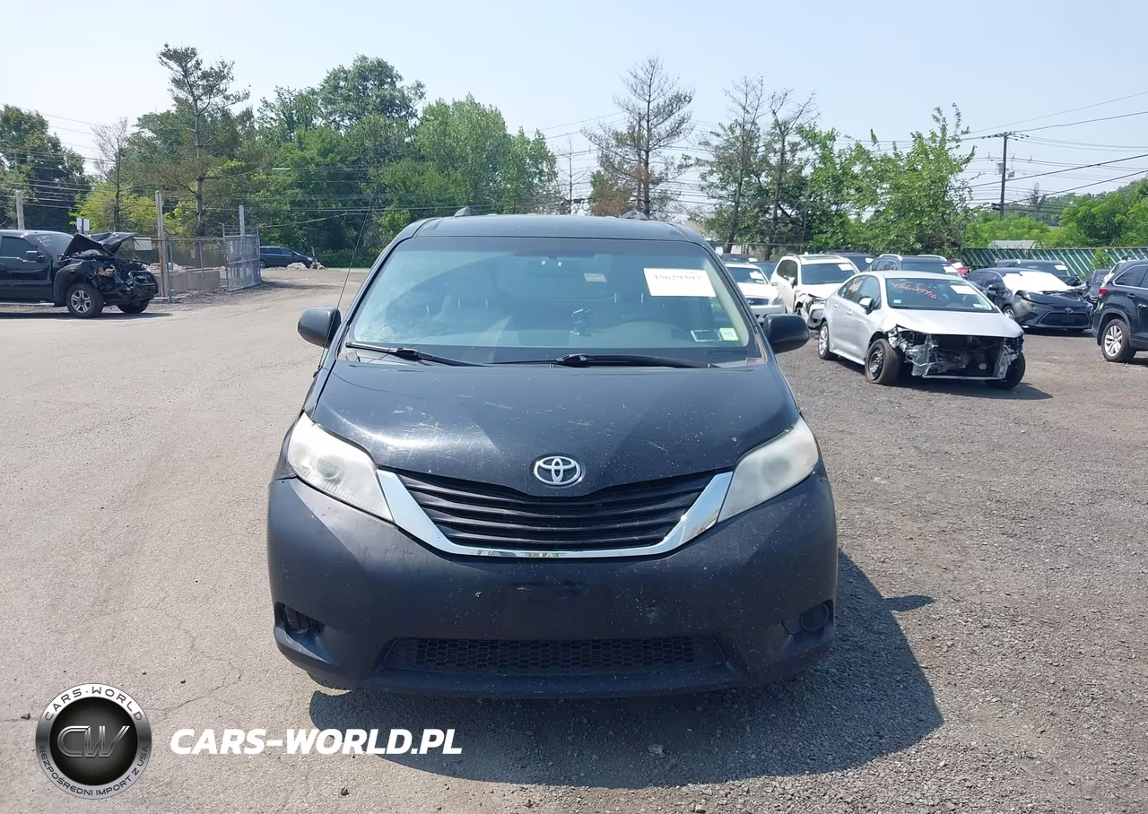 2011 Toyota Sienna Le V6 VIN:5TDKK3DC9BS161858 - 6