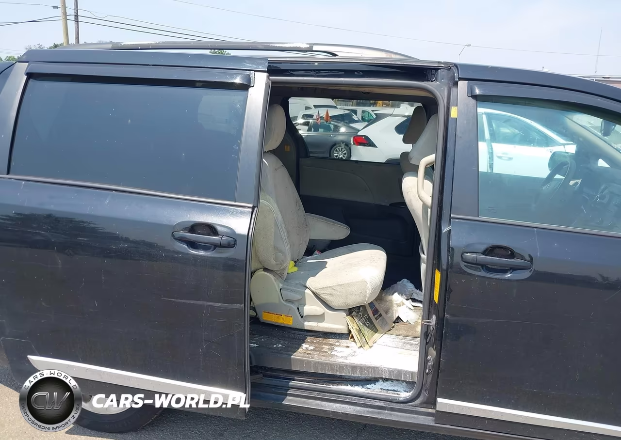 2011 Toyota Sienna Le V6 VIN:5TDKK3DC9BS161858 - 8
