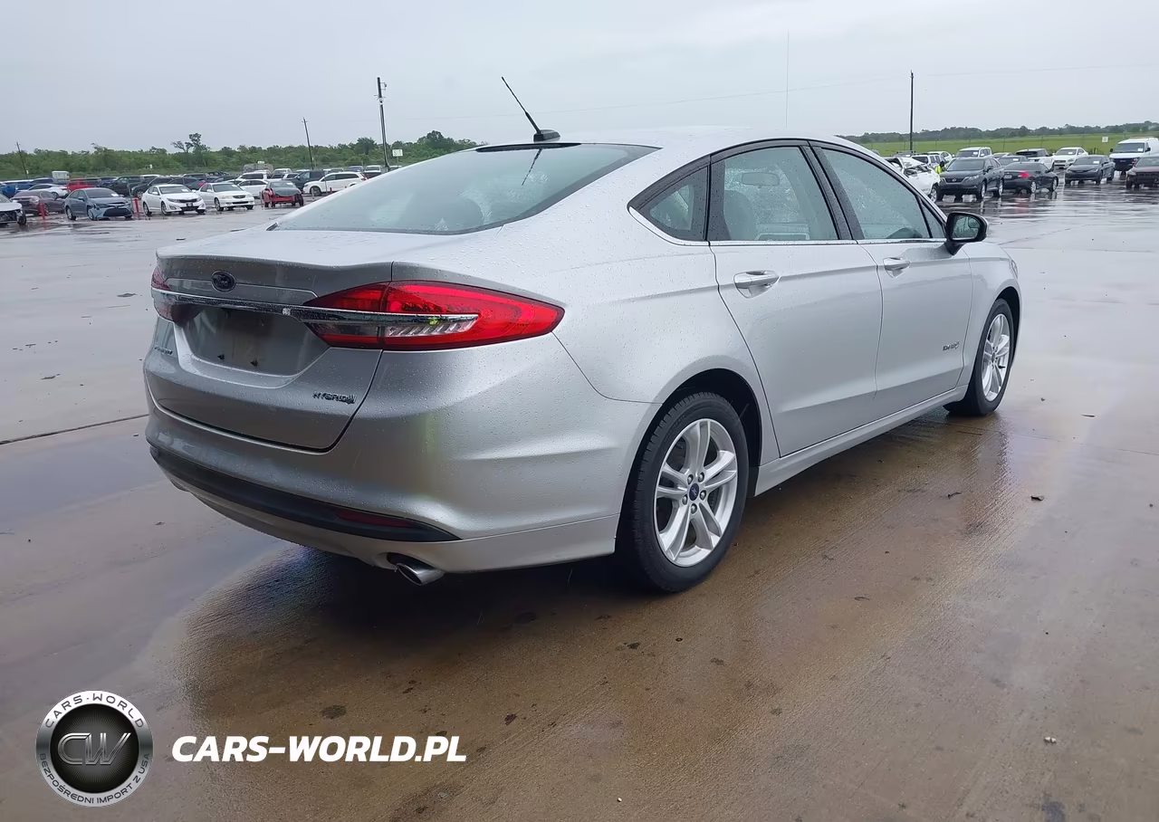 2018 Ford Fusion Hybrid S VIN:3FA6P0UUXJR278950 - 4