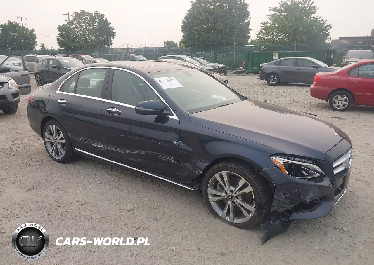 2018 Mercedes-Benz C 300 4Matic – zdjęcie 1 z 16