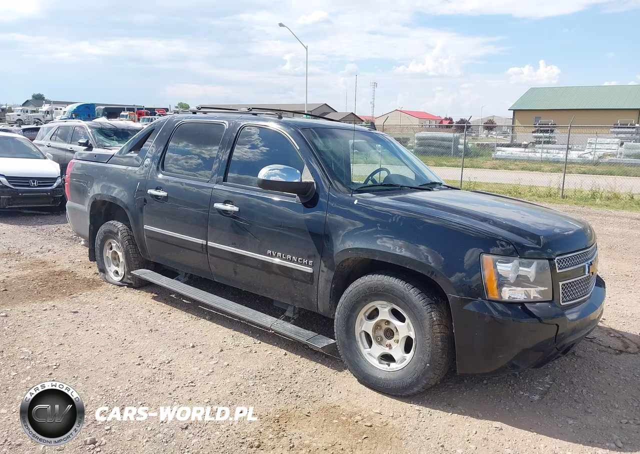 2013 Chevrolet Avalanche Ltz – zdjęcie 1 z 18