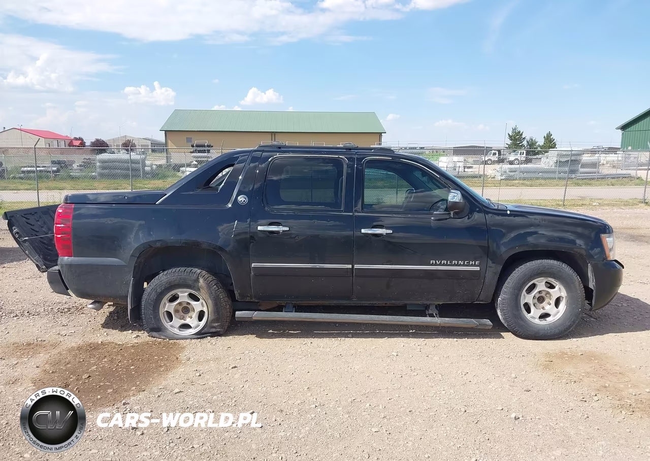 2013 Chevrolet Avalanche Ltz VIN:3GNTKGE72DG249351 - 13