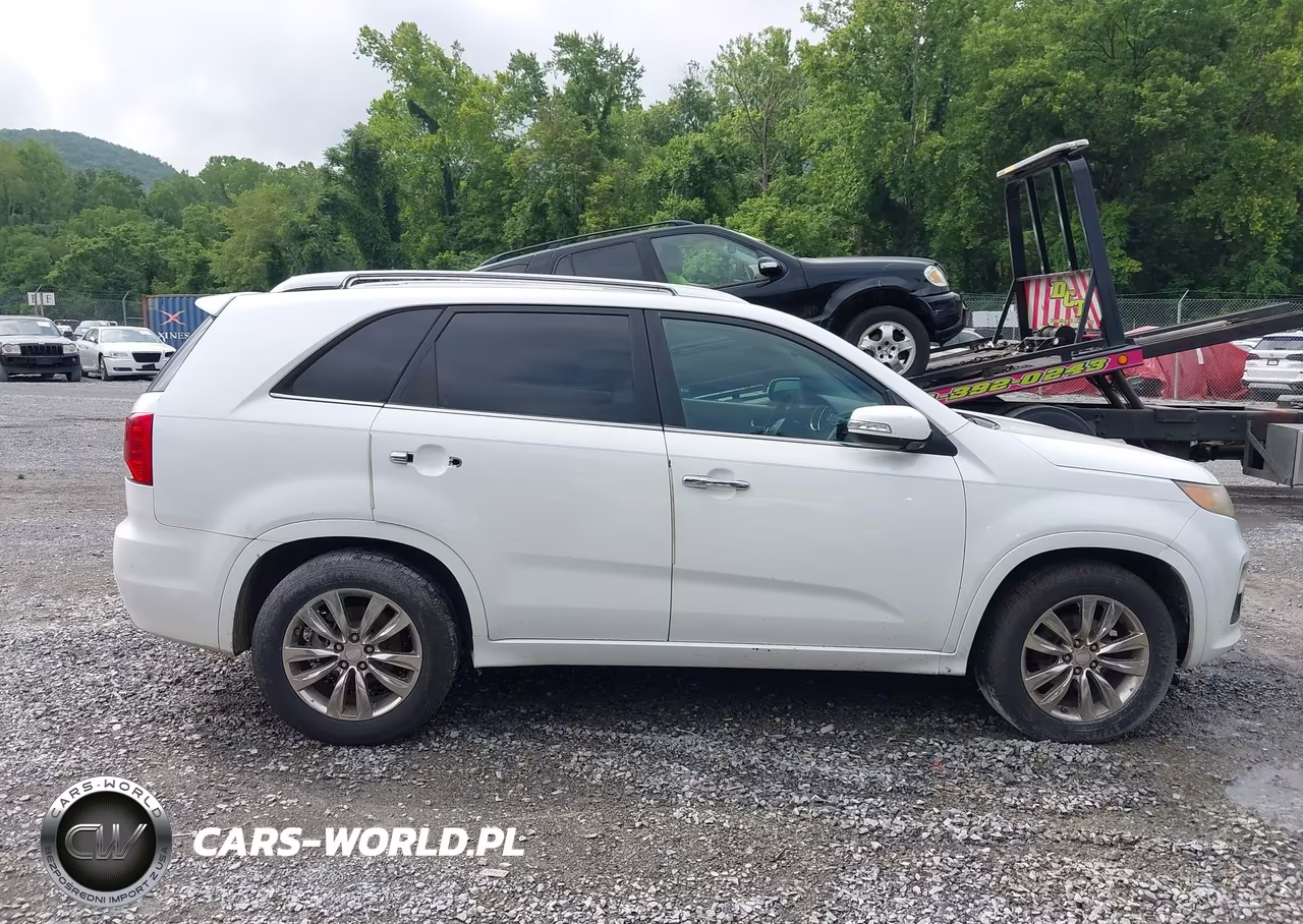 2011 Kia Sorento Sx V6 VIN:5XYKW4A25BG107301 - 12