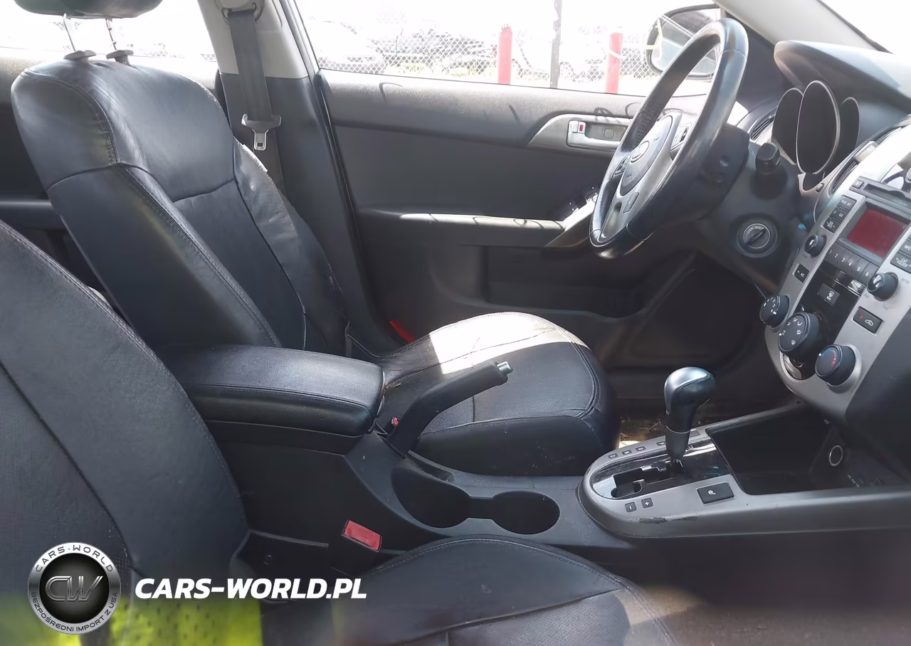 2010 Kia Forte Sx VIN:KNAFW4A31A5067572 - 5