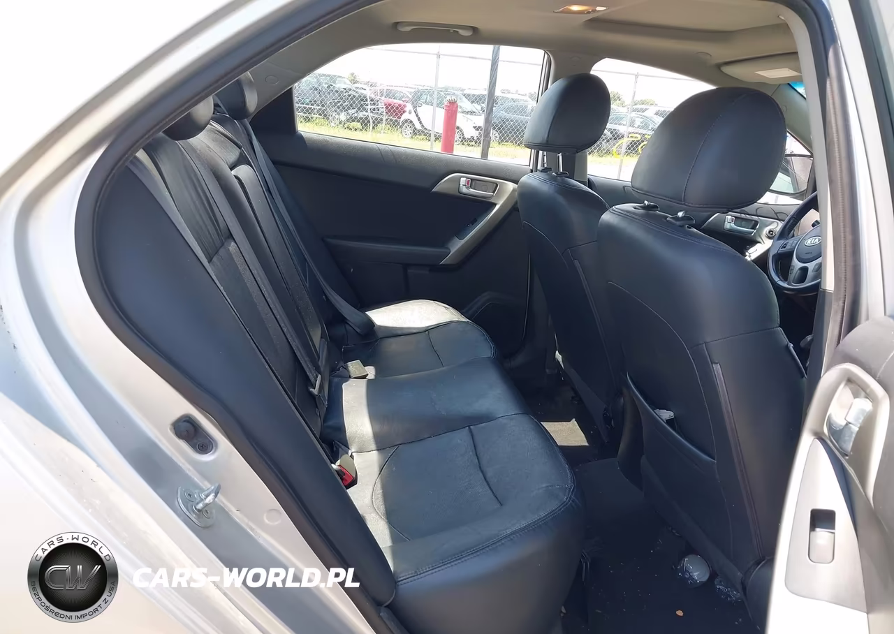 2010 Kia Forte Sx VIN:KNAFW4A31A5067572 - 8