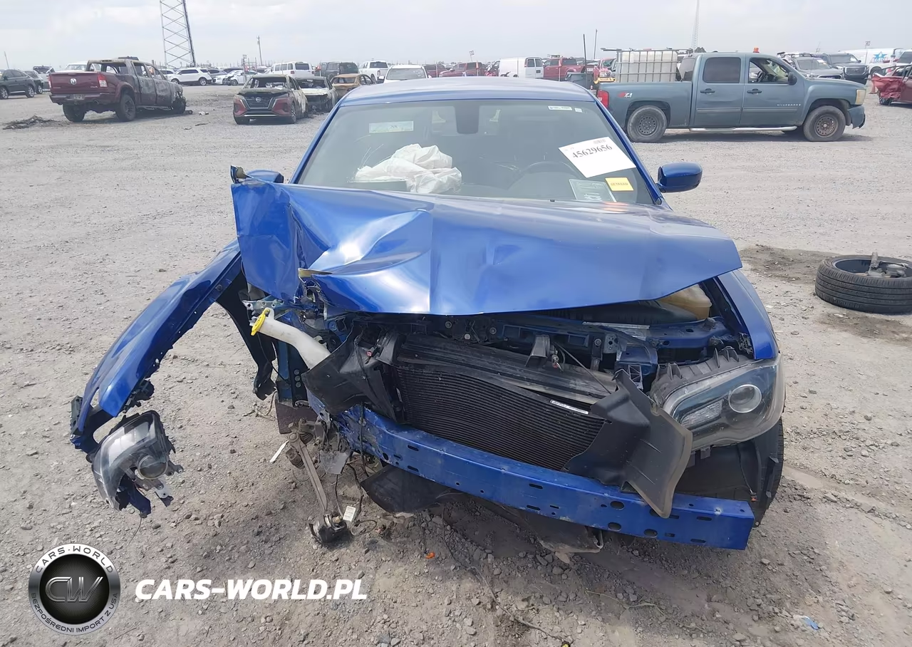 2019 Chrysler 300 300S VIN:2C3CCABG3KH559758 - 12