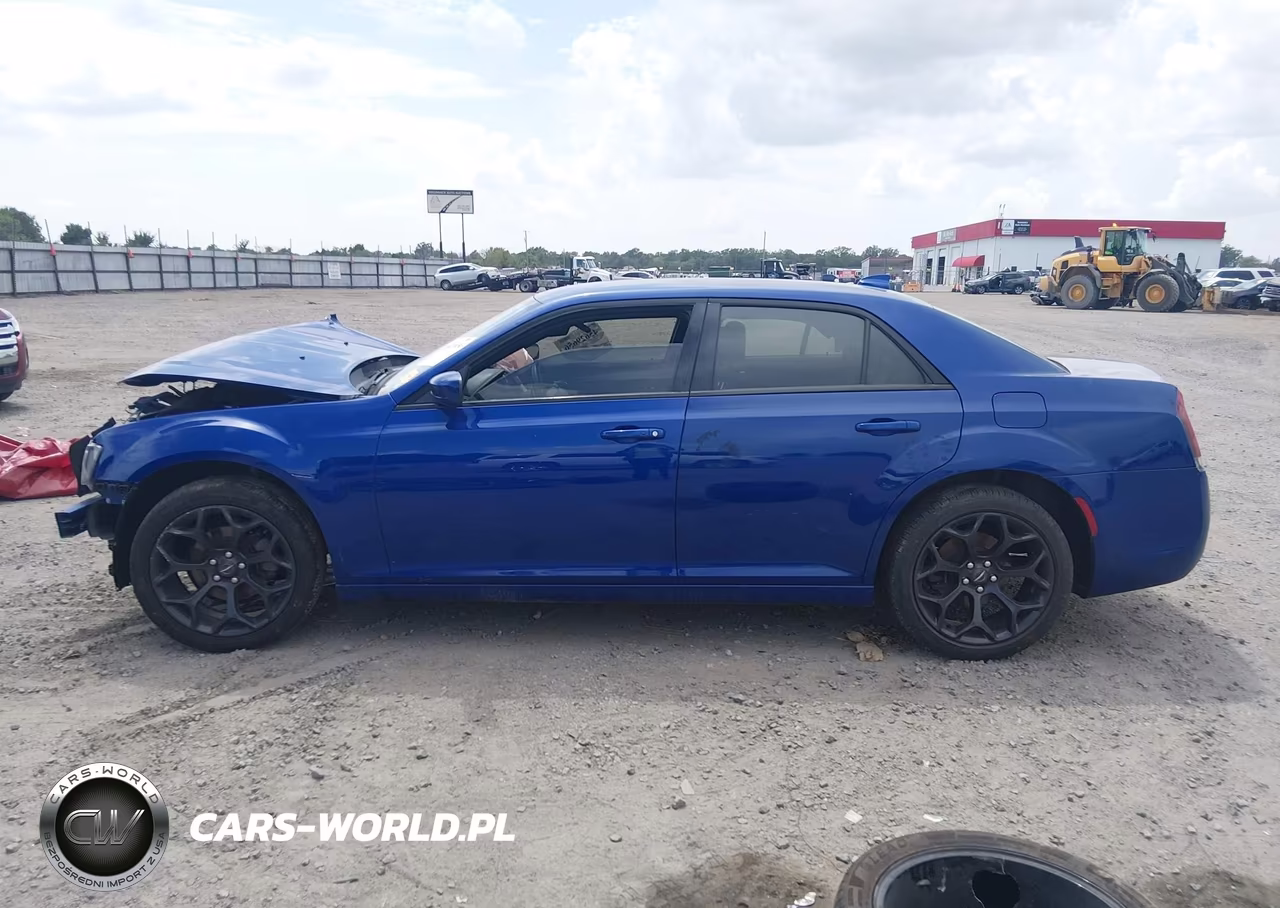 2019 Chrysler 300 300S VIN:2C3CCABG3KH559758 - 14