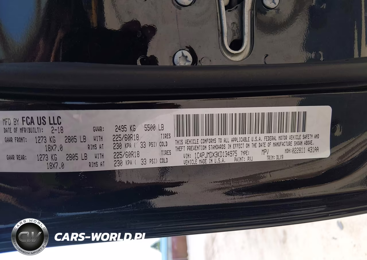 2019 Jeep Cherokee Limited 4X4 VIN:1C4PJMDX3KD134975 - 9