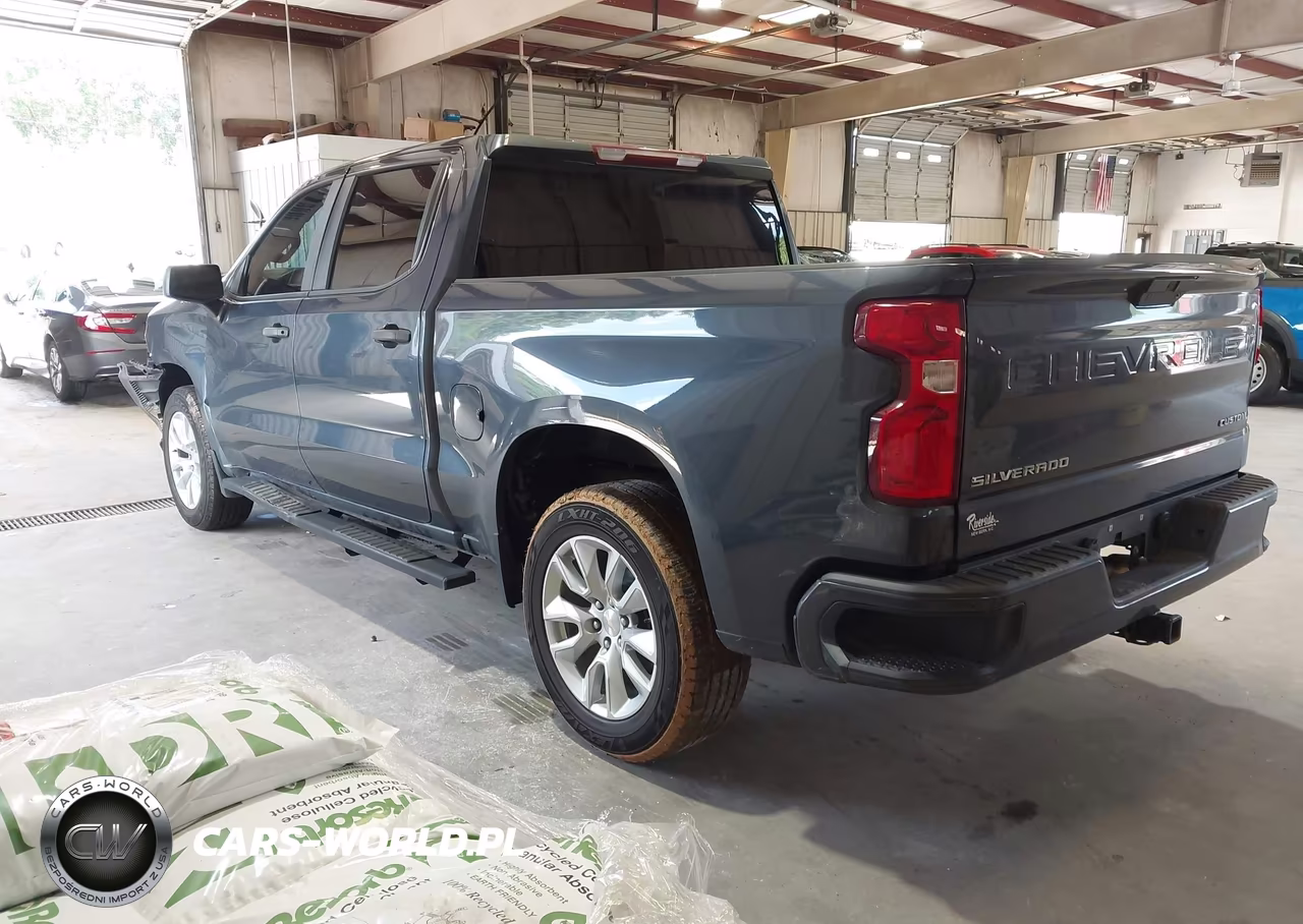 2021 Chevrolet Silverado 1500 2Wd Short Bed Custom VIN:1GCPWBEH0MZ172473 - 3