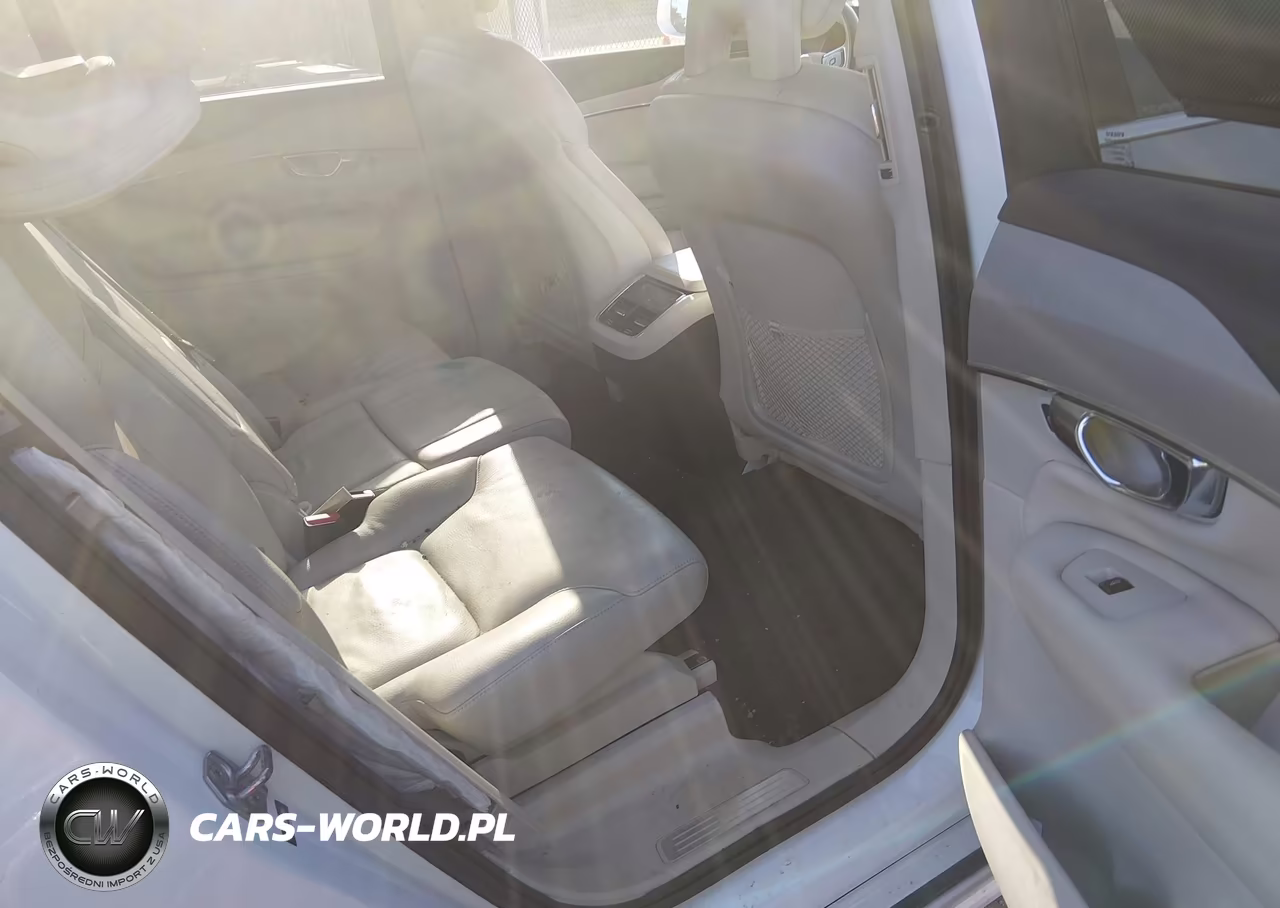 2022 Volvo Xc90 T5 Momentum VIN:YV4102PK0N1809102 - 8