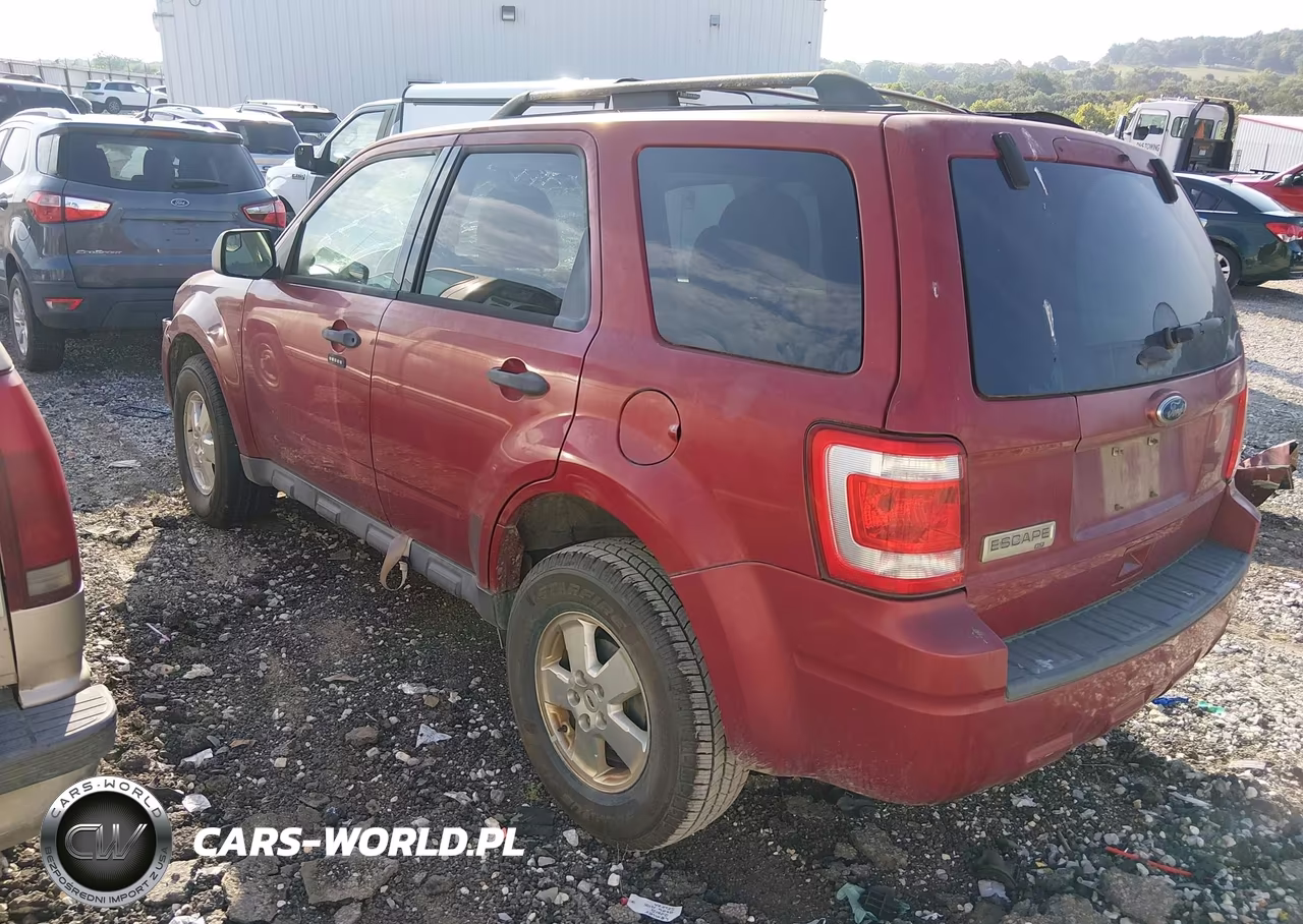 2011 Ford Escape Xlt VIN:1FMCU0D79BKB83930 - 3