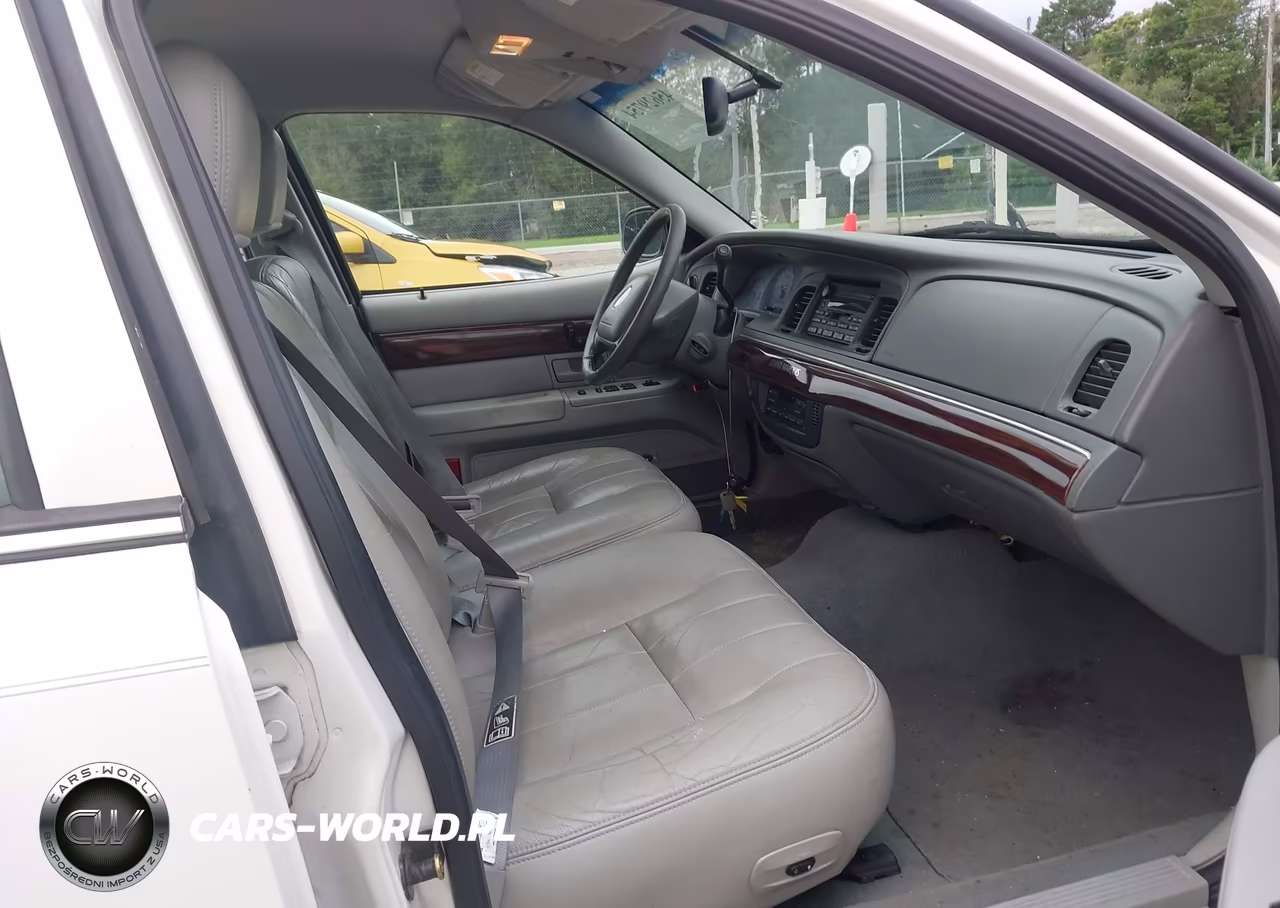 2004 Mercury Grand Marquis Ls VIN:2MEFM75W14X612315 - 5