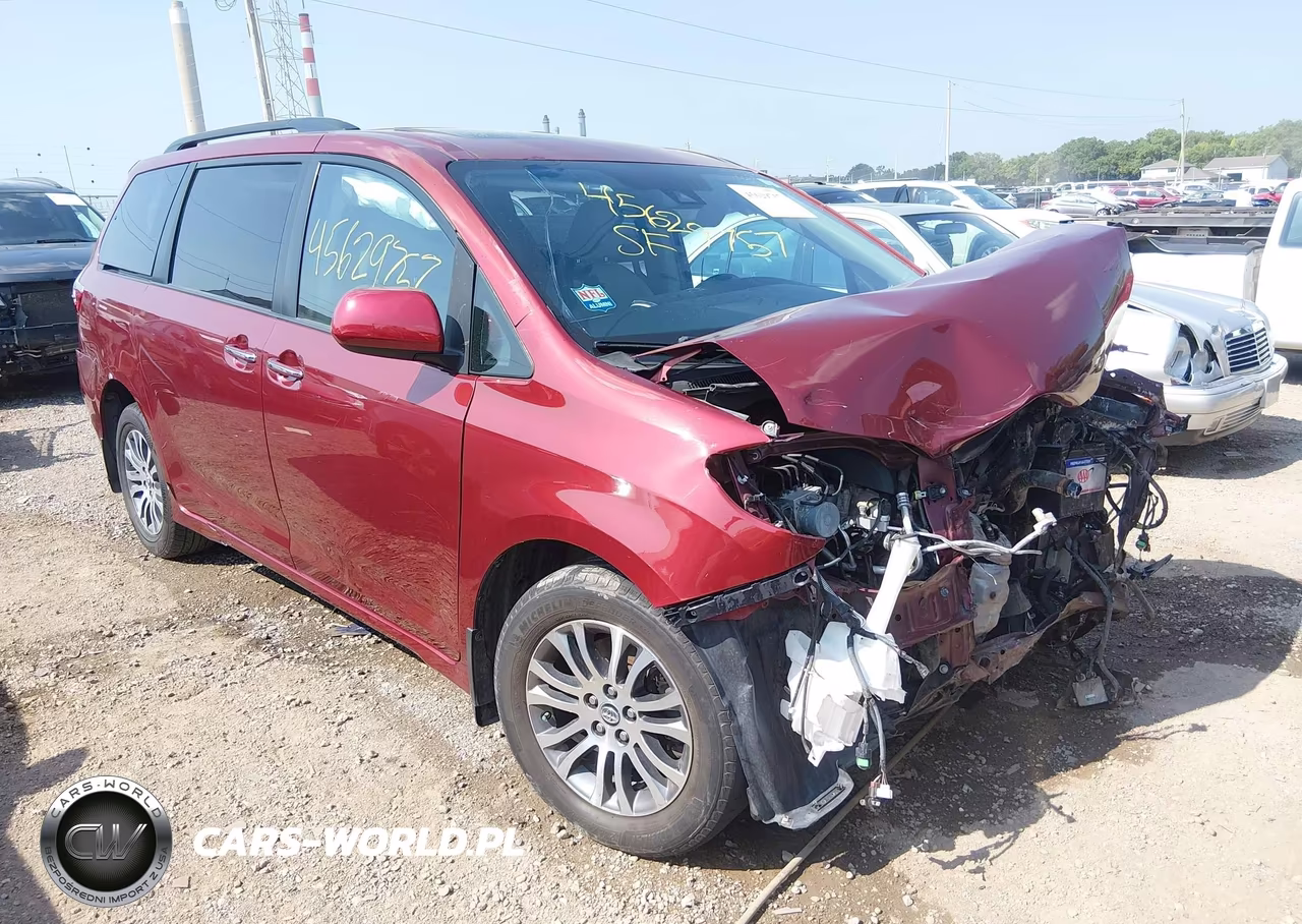 2020 Toyota Sienna Xle