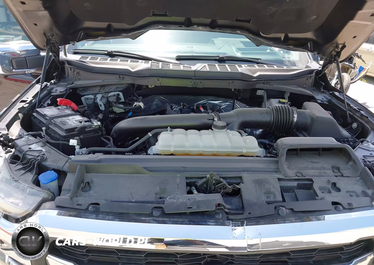 2025 Ford F-150 Lariat VIN:1FTFW5L80SFA93299 - 10