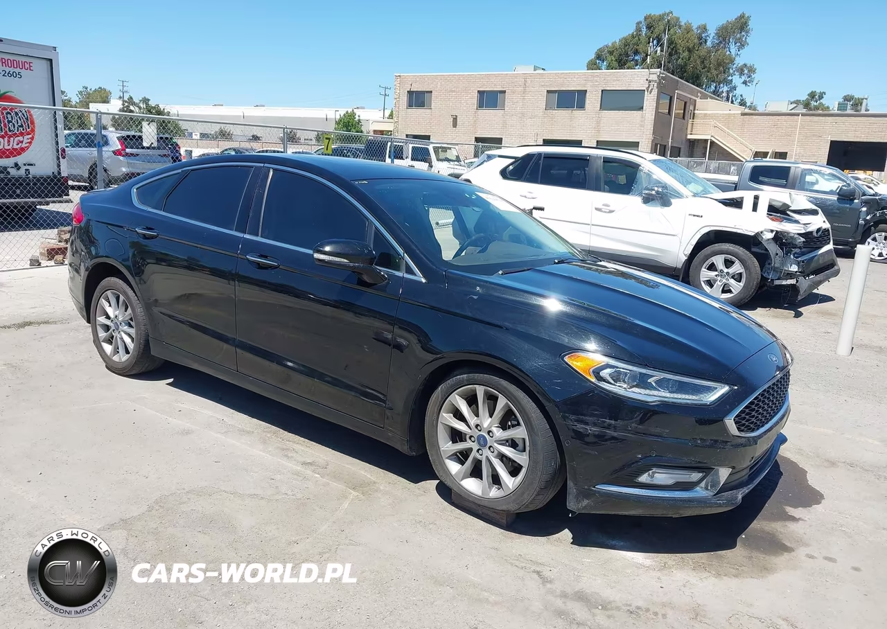 2017 Ford Fusion Energi Platinum – zdjęcie 1 z 15