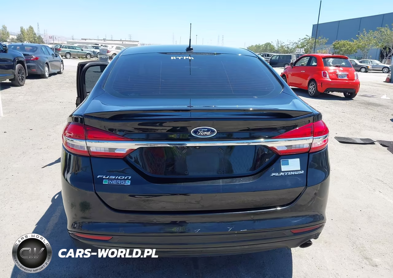 2017 Ford Fusion Energi Platinum VIN:3FA6P0SU5HR343698 - 15