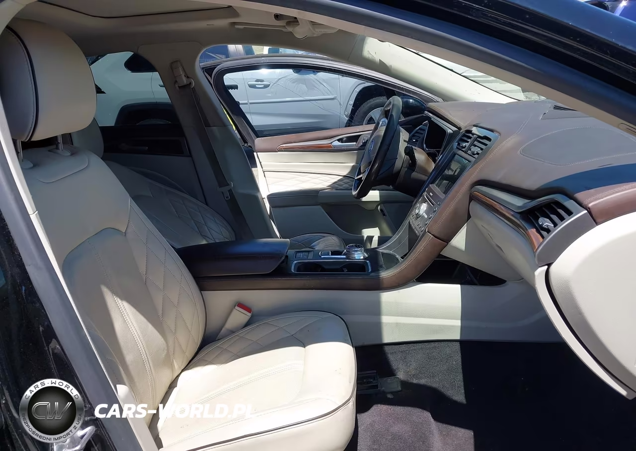 2017 Ford Fusion Energi Platinum VIN:3FA6P0SU5HR343698 - 5